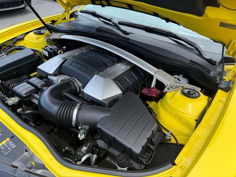 Used 2015 Chevrolet Camaro SS w/ RS Package RWD image 27
