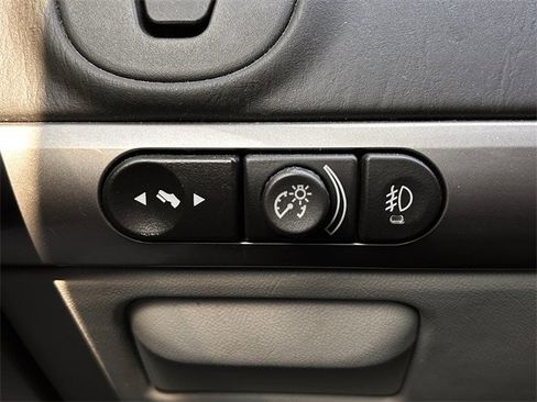 Used 2007 Chevrolet Malibu LTZ image 23