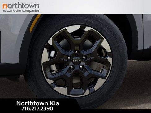 New 2025 Kia Sorento S image 10