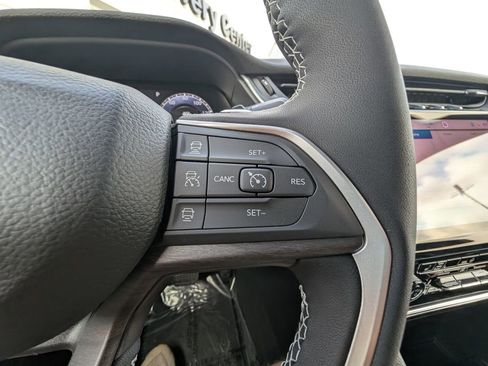 New 2025 Jeep Grand Cherokee Limited image 19