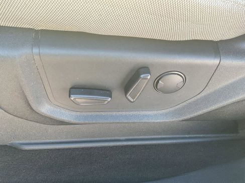 Used 2020 Ford F150 XLT w/ Equipment Group 302A Luxury image 10