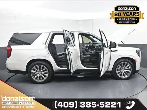 Used 2023 GMC Yukon Denali w/ Denali Reserve Package RWD image 23
