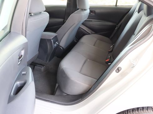 Used 2023 Toyota Corolla LE image 27