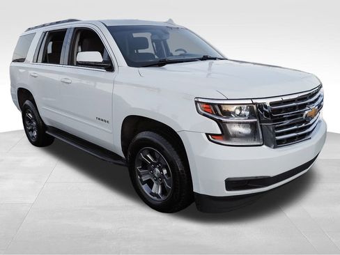 Used 2019 Chevrolet Tahoe LS image 3