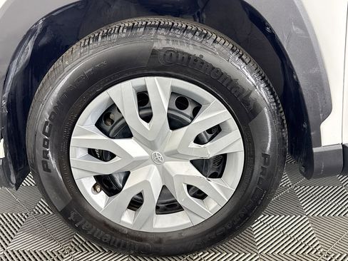 Used 2022 Toyota Corolla Cross L FWD image 36