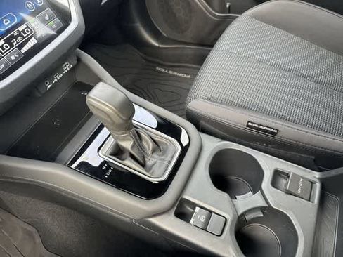 Used 2025 Subaru Forester Premium AWD/4WD image 28