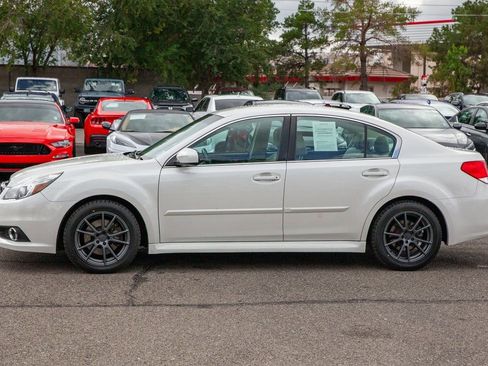 Used 2014 Subaru Legacy 3.6R Limited image 8