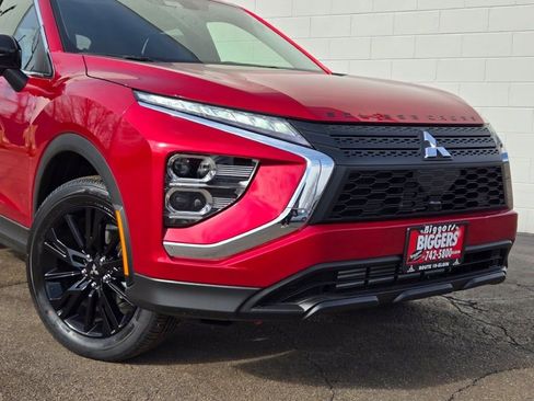 New 2025 Mitsubishi Eclipse Cross LE image 2