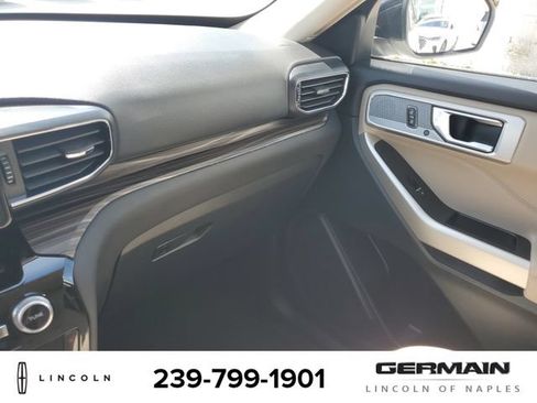 Used 2021 Ford Explorer Limited w/ Equipment Group 301A RWD image 37