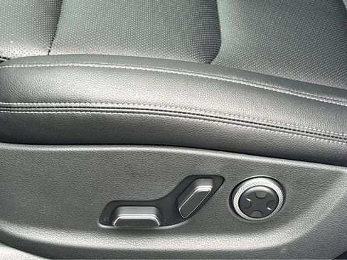 New 2026 Genesis GV70 2.5T image 23