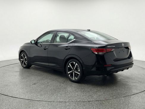 Used 2025 Nissan Sentra SV image 6