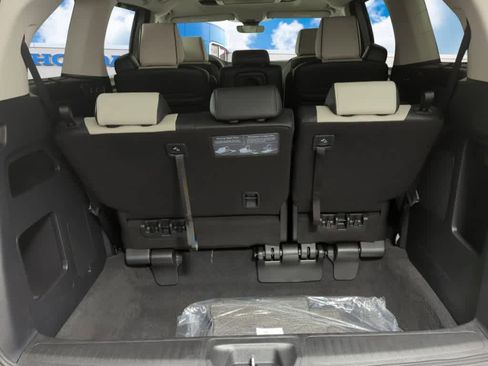 New 2026 Honda Odyssey Elite image 22