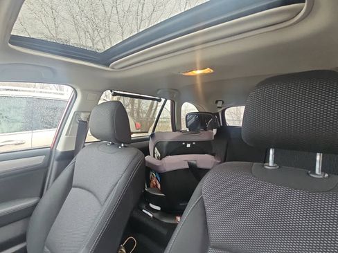 Used 2017 Subaru Outback 2.5i Premium image 6