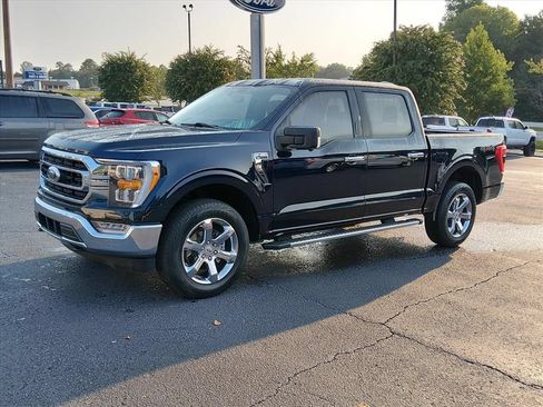 Used 2022 Ford F150 XLT w/ Equipment Group 302A High AWD/4WD image 8