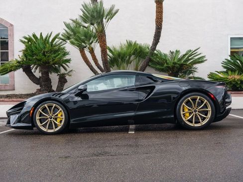 New 2026 McLaren Artura Spider RWD image 28