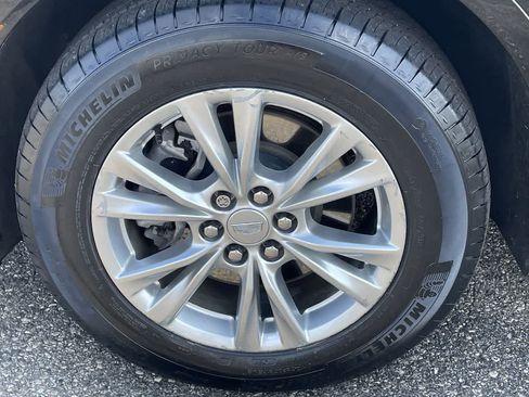 Certified 2024 Cadillac XT5 Luxury AWD/4WD image 36