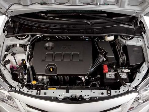 Used 2013 Toyota Corolla LE FWD image 9