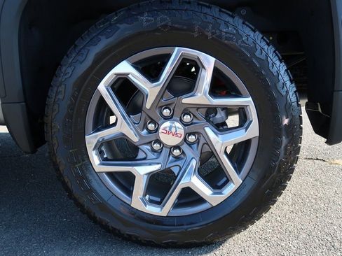 New 2026 GMC Sierra 1500 SLT w/ SLT Premium Plus Package image 24