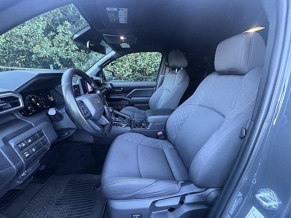 Certified 2025 Toyota Tacoma SR AWD/4WD image 37