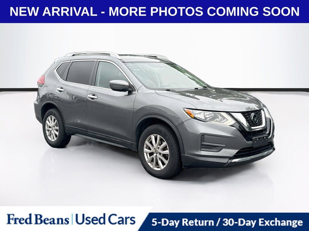 Used 2018 Nissan Rogue SV AWD/4WD image 1