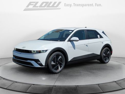 New 2026 Hyundai Ioniq 5 SEL AWD/4WD image 3