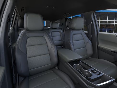 New 2027 Chevrolet Equinox LT w/ Convenience Package II FWD image 16