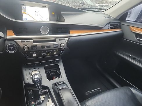Used 2014 Lexus ES 300h image 13