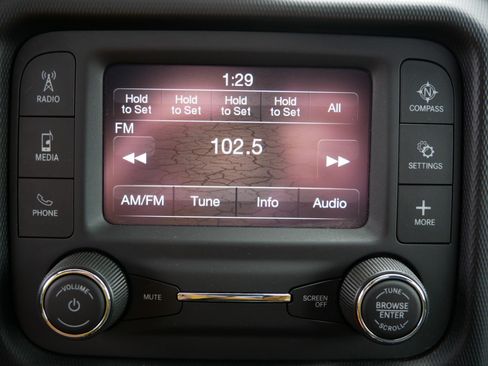 Used 2022 Jeep Wrangler Sport AWD/4WD image 22