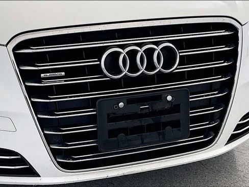 Used 2012 Audi A8 L 4.2 image 38