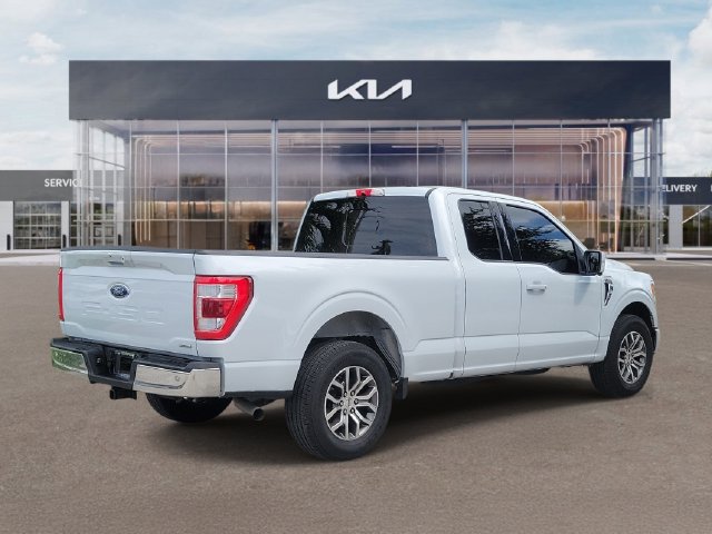 Used 2022 Ford F150 Lariat w/ Tow Technology Package RWD image 4