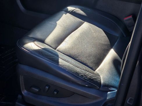 Used 2016 Chevrolet Suburban LTZ image 29