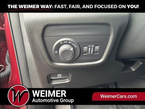 Used 2025 Jeep Grand Cherokee L Laredo w/ Luxury Tech Group I AWD/4WD image 27