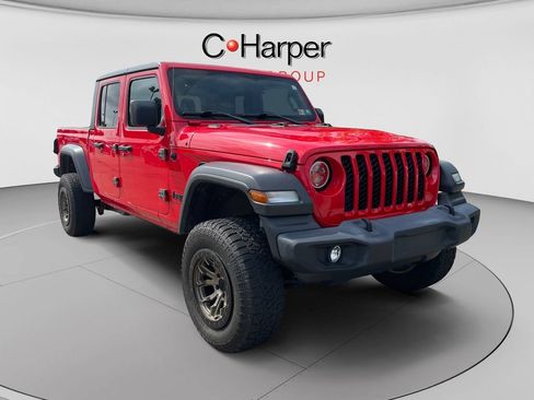 Used 2020 Jeep Gladiator Sport w/ Quick Order Package 23S AWD/4WD image 1