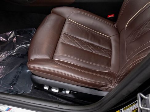 Used 2018 BMW 540i xDrive image 13