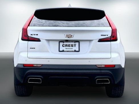 Used 2023 Cadillac XT4 Luxury w/ Cold Weather Package AWD/4WD image 3