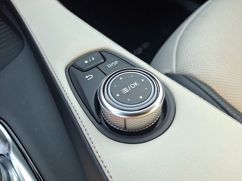 Certified 2023 INFINITI QX55 Luxe w/ Cargo Package image 24