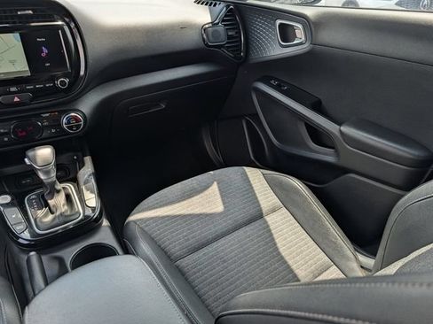 Used 2020 Kia Soul EX FWD image 14