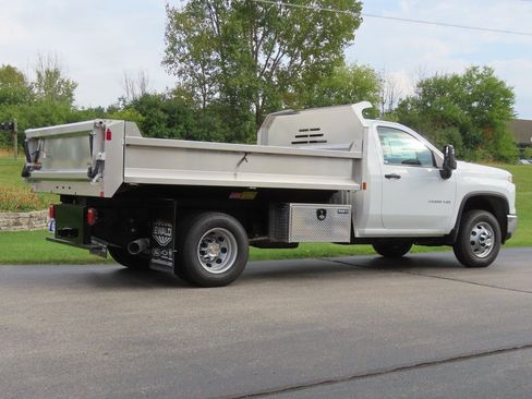 New 2025 Chevrolet Silverado 3500 W/T w/ WT Convenience Package AWD/4WD image 3
