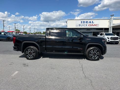 Used 2023 GMC Sierra 1500 AT4 w/ AT4 Premium Package AWD/4WD image 5
