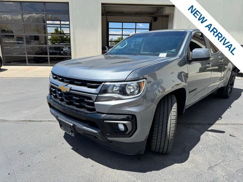 Used 2022 Chevrolet Colorado LT w/ LT Convenience Package AWD/4WD image 3