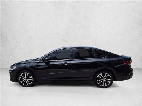 Used 2025 Volkswagen Jetta Sport FWD image 9