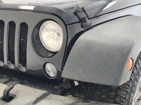 Used 2014 Jeep Wrangler Sport w/ Quick Order Package 24S AWD/4WD image 9