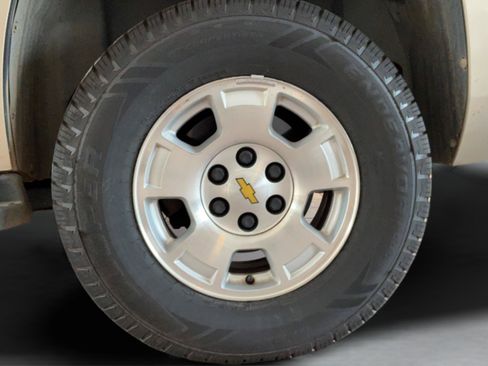 Used 2012 Chevrolet Tahoe LT RWD image 32