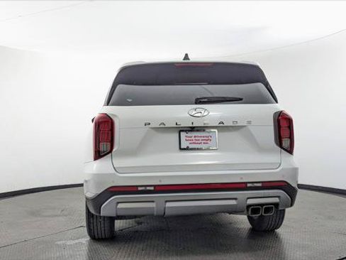 Used 2024 Hyundai Palisade SEL FWD image 7