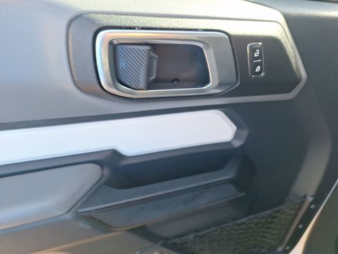 Used 2023 Ford Bronco Big Bend image 17