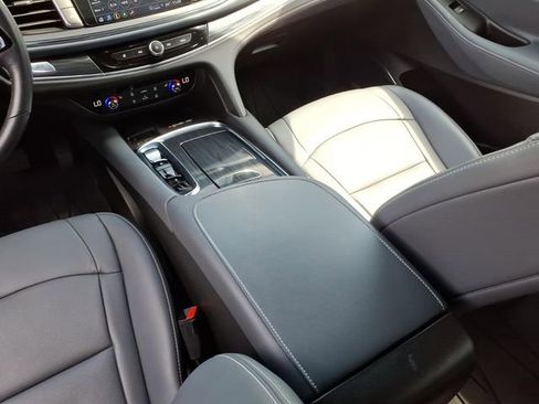 Used 2024 Buick Enclave Essence w/ Sport Touring Edition FWD image 22