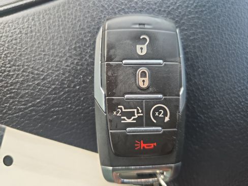 Used 2023 RAM 1500 Laramie AWD/4WD image 32