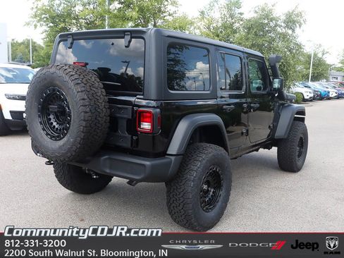New 2025 Jeep Wrangler Sport S image 7