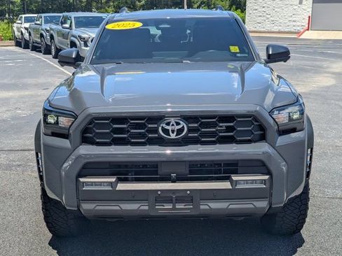 Used 2025 Toyota 4Runner TRD Off-Road Premium AWD/4WD image 2