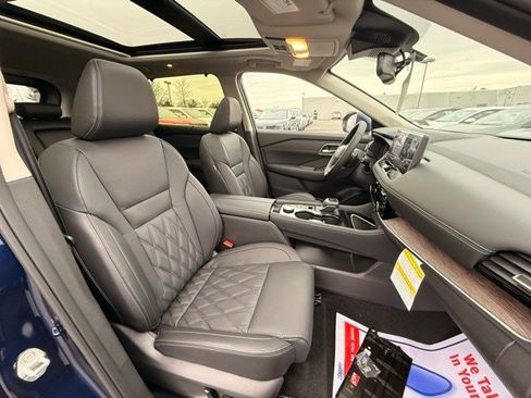 New 2026 Nissan Rogue Platinum w/ Tech Package image 19